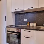 Niki Apartment