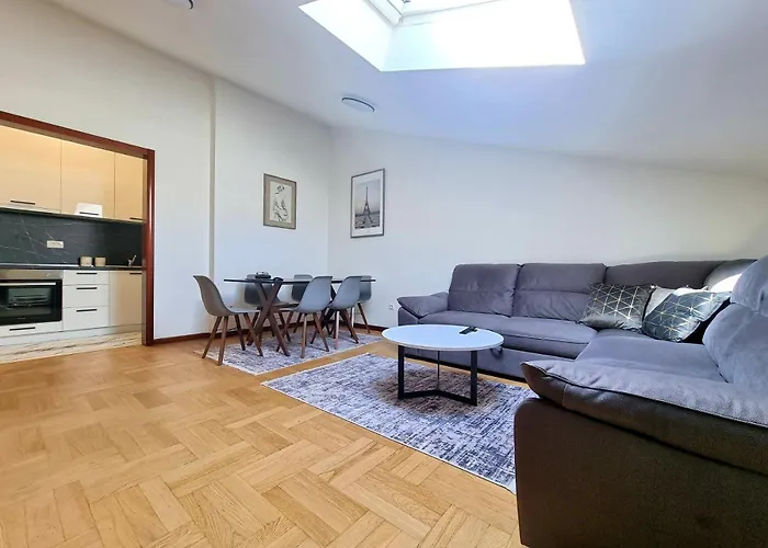 Niki Apartment